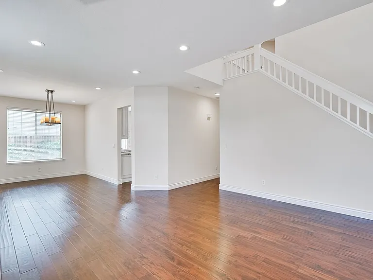 1907 Fumia Pl — Photo 16