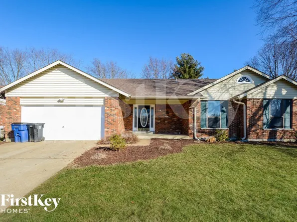 4111 Les Cherbourg Ln, Florissant, MO 63034