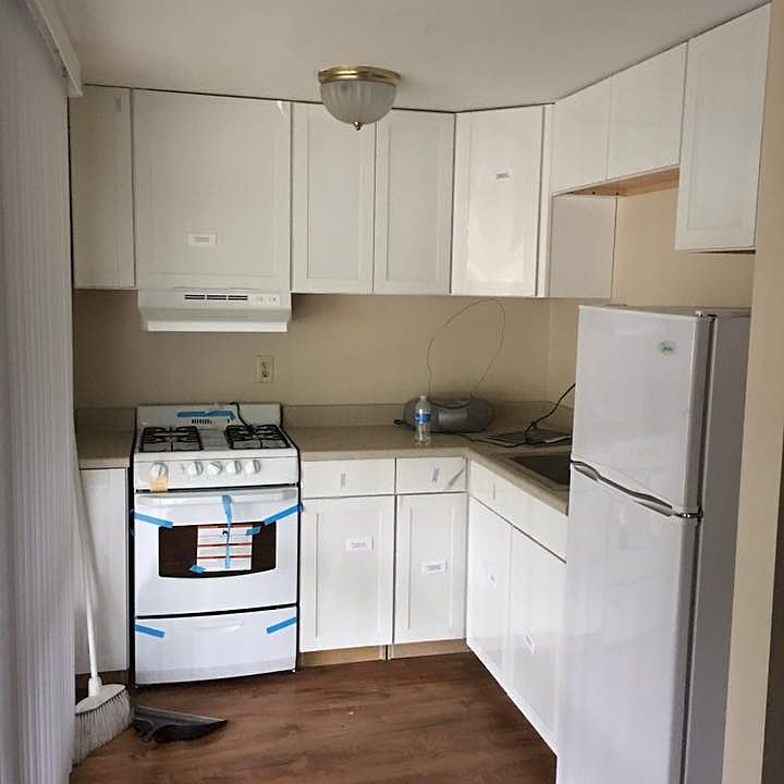 1st image of 135 N Lincolnway APT 3A