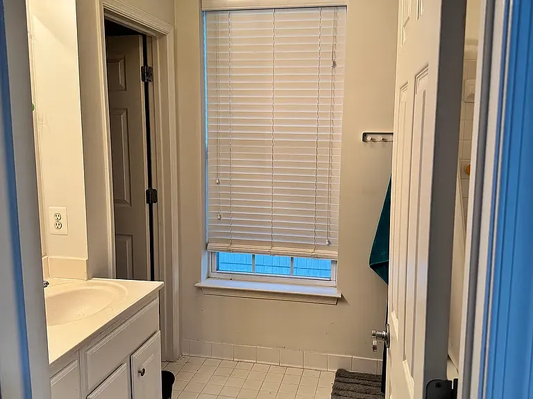 1810 Cedar Cove Way #201 — Photo 5