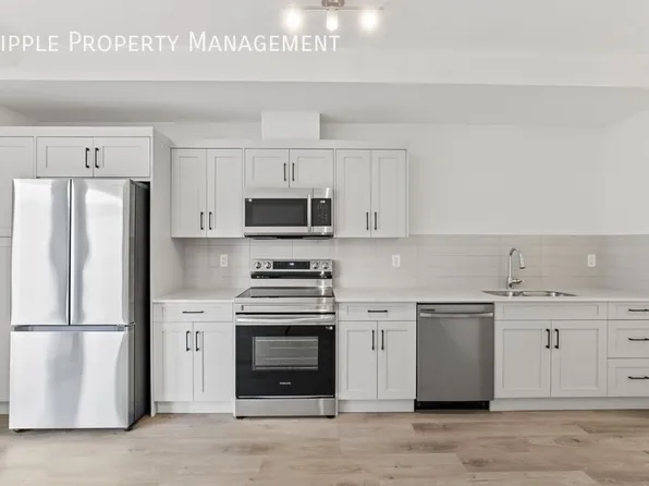 55 Lucas Blvd NW Unit 1202, Calgary, AB T3P 1H8