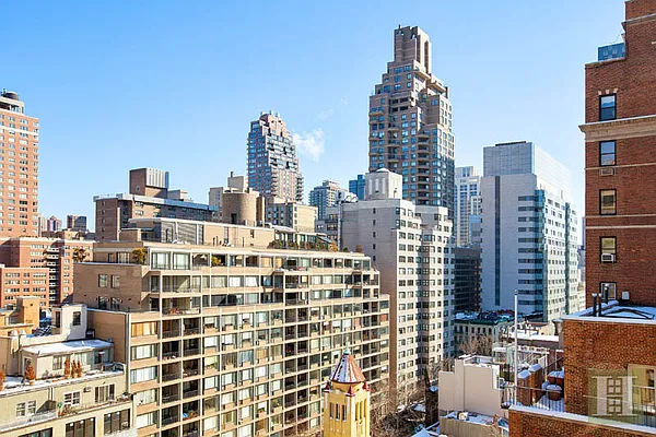 Sold by Halstead Real Estate | media 20