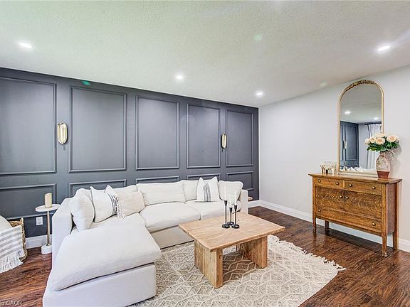 5th image of 88 Pinedale Dr