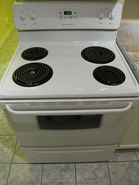 Toronto House for rent - 2 Bedrooms — photo 6