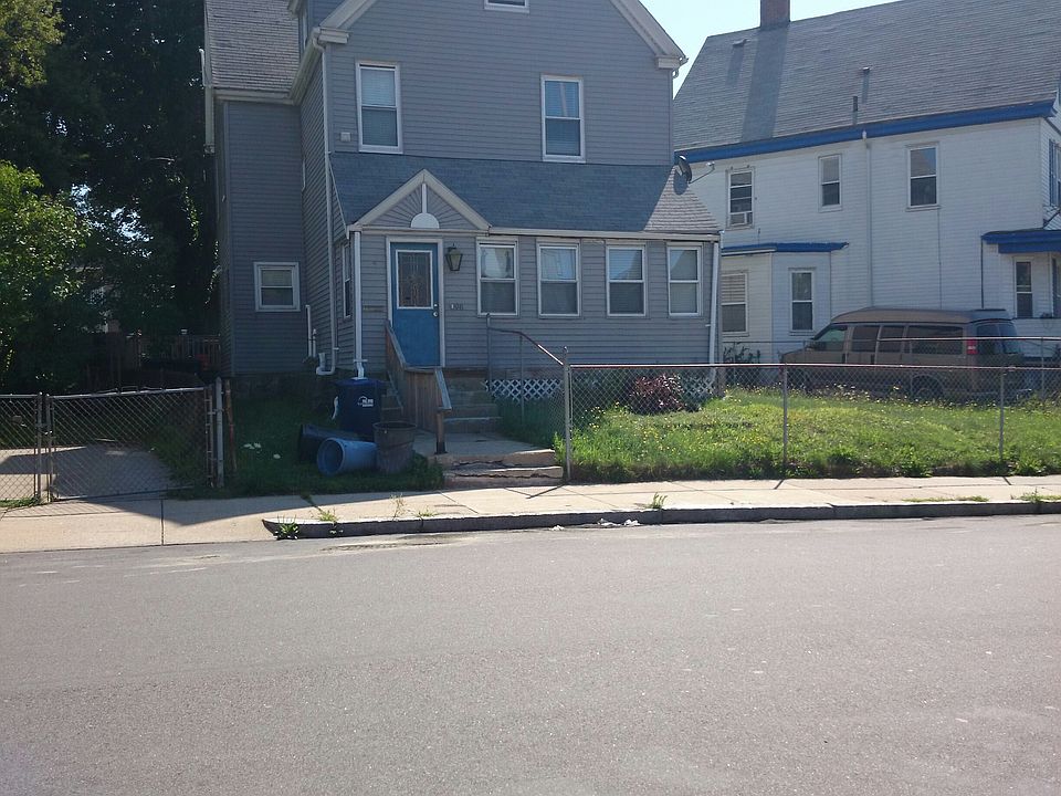 1st image of 96 Bernard St