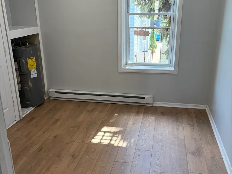 109 Stuyvesant Ave #2L — Photo 6