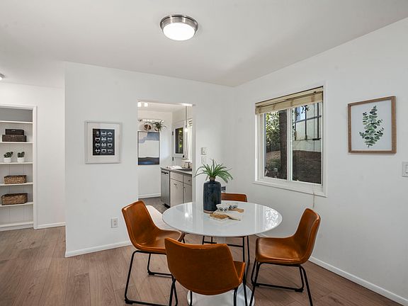 5th image of 3024 SW Florida Ct APT B