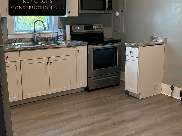 145 Bailey St — Photo 2