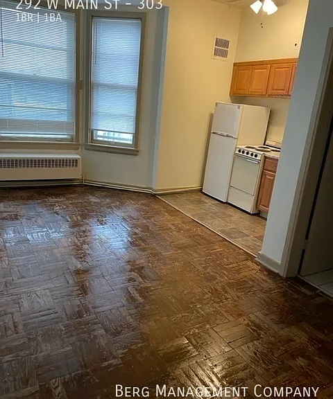 292 W Main St #303 — Photo 4