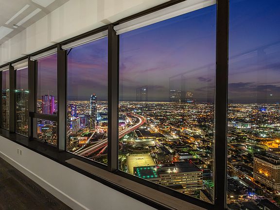 3rd image of 1100 Wilshire Blvd APT 3702