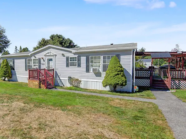 243 Bond Street, Westbrook, ME 04092