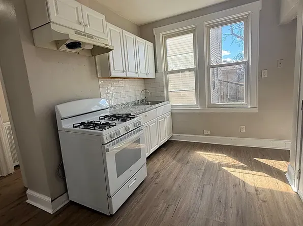 9 39th St, Irvington, NJ