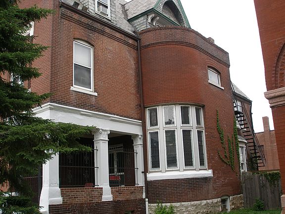 4th image of 3841 Westminster Pl