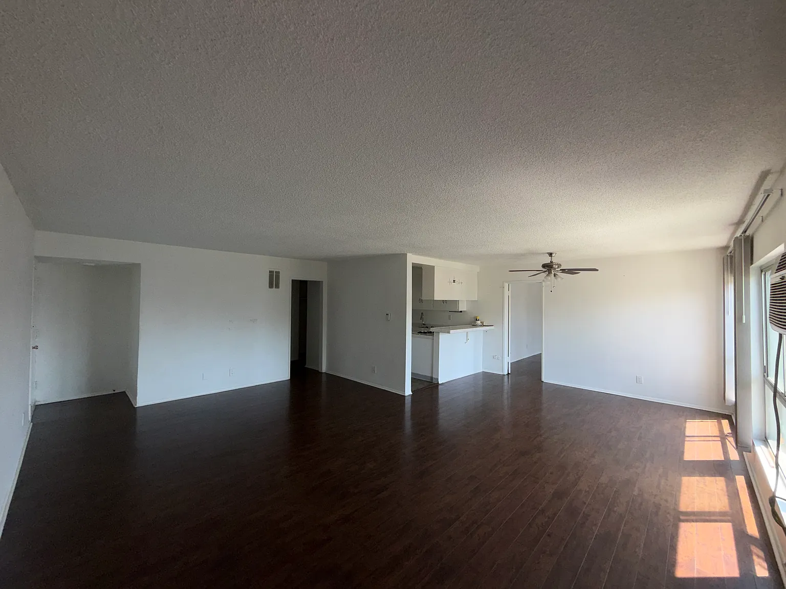 2 bed, 1100 sqft, $2,950 — Photo 4