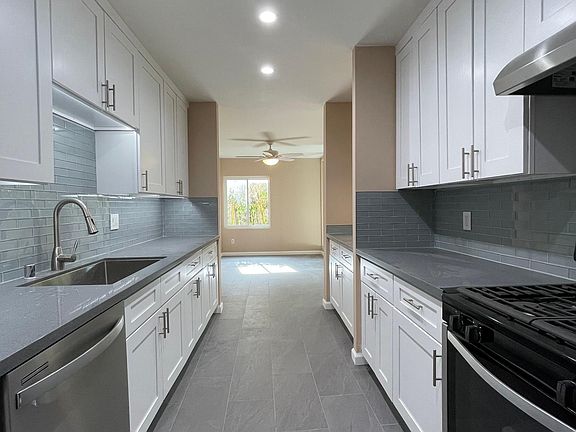 New Remodeled Kitchen and Floors