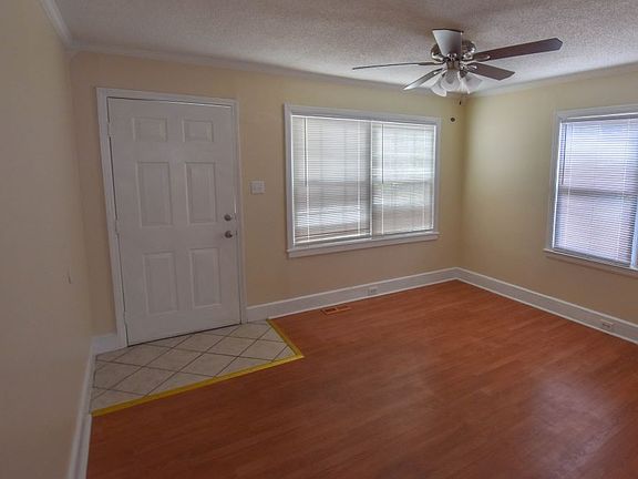 3rd image of 474 Cummings St