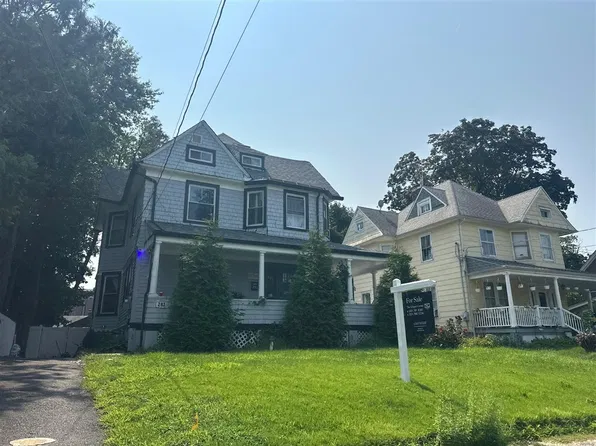 283 Hamilton Pl, Hackensack, NJ 07601