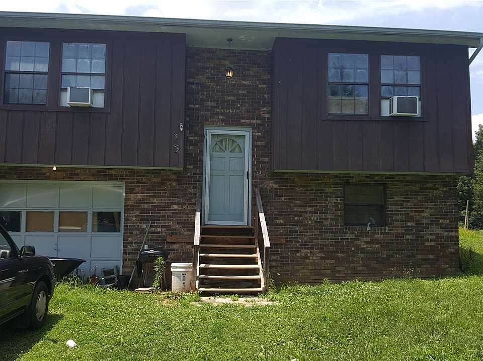 1st image of 303 Park Ln