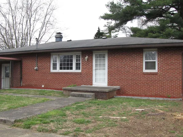 512 N Main St, Owensville, IN 47665