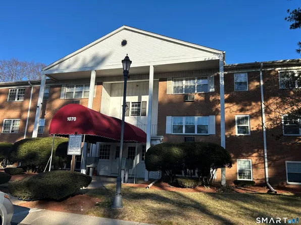 1070 New Haven Avenue APT 47, Milford, CT 06460