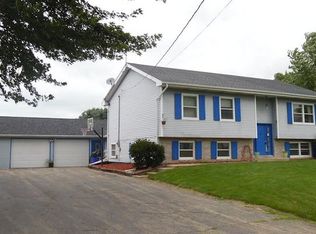 205 Ramona Ave, Rochelle, IL 61068