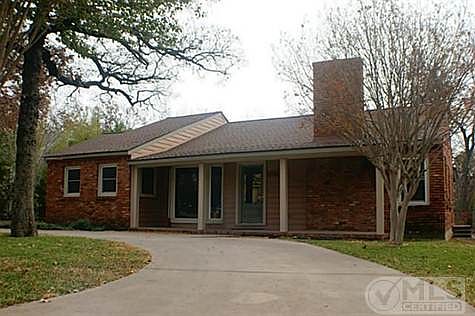 3rd image of 2220 Marigold Ave