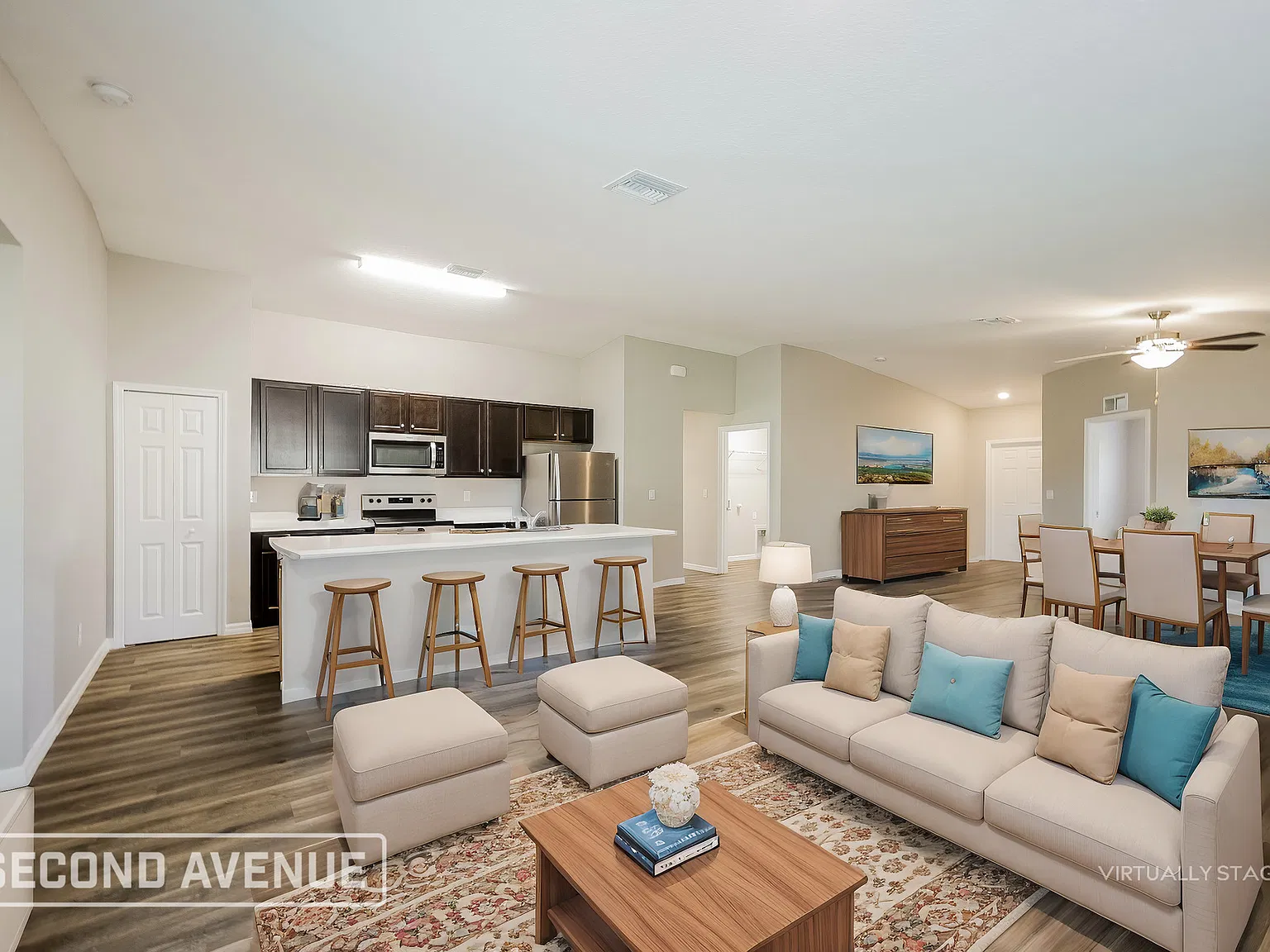 4 bed, 2.0 bath, 1833 sqft, $2,019 — Photo 2