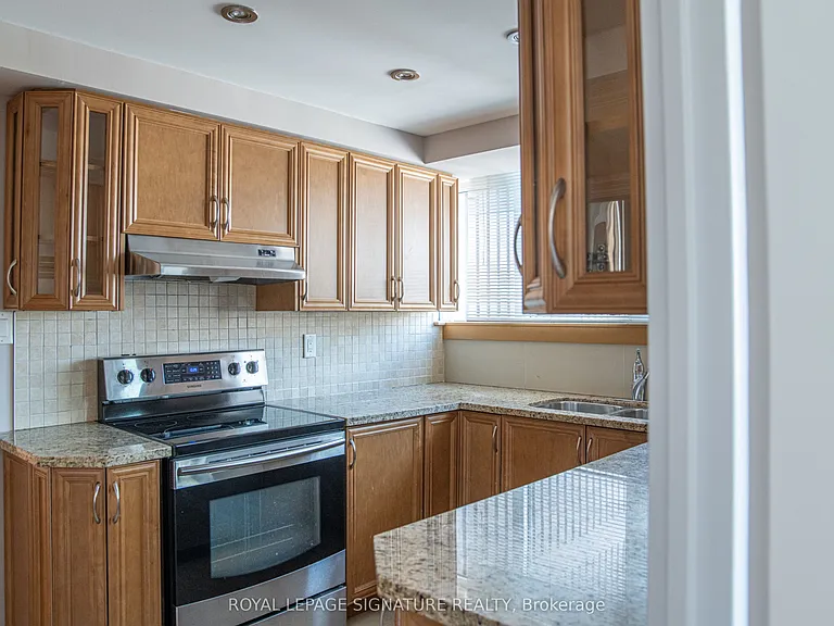 256 Jarvis St #11A — Photo 13