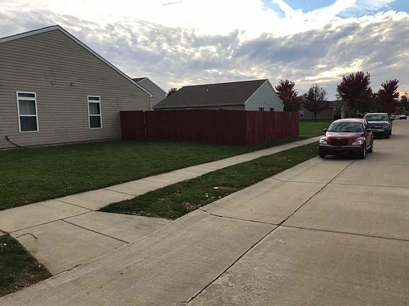 2nd image of 4764 Jeremiah St