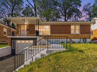 7110 Groveland Dr, Saint Louis, MO 63121