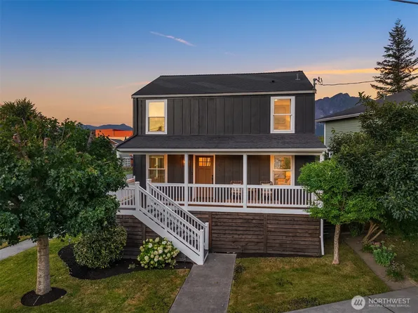 8734 Falls Avenue SE, Snoqualmie, WA 98065