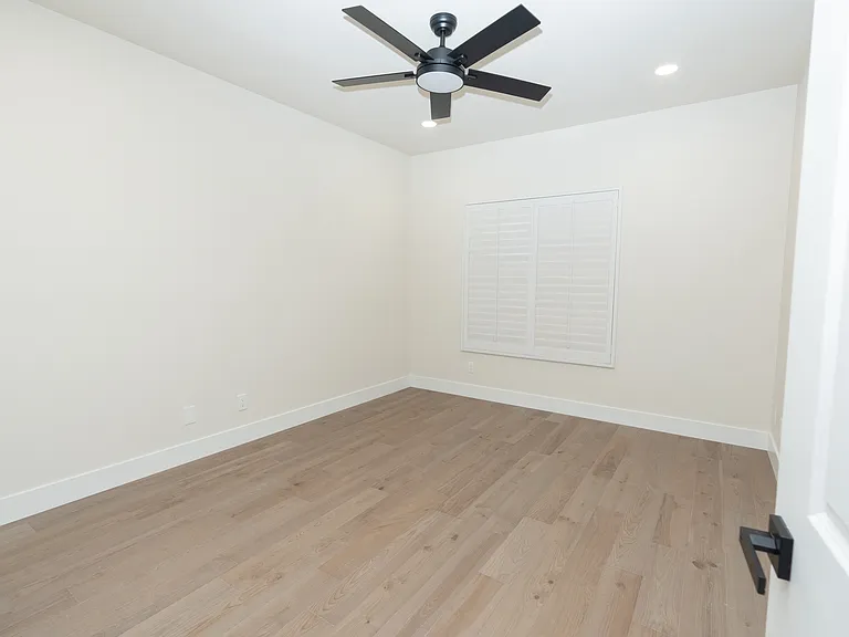 2589 W Lake Van Ness Cir — Photo 25