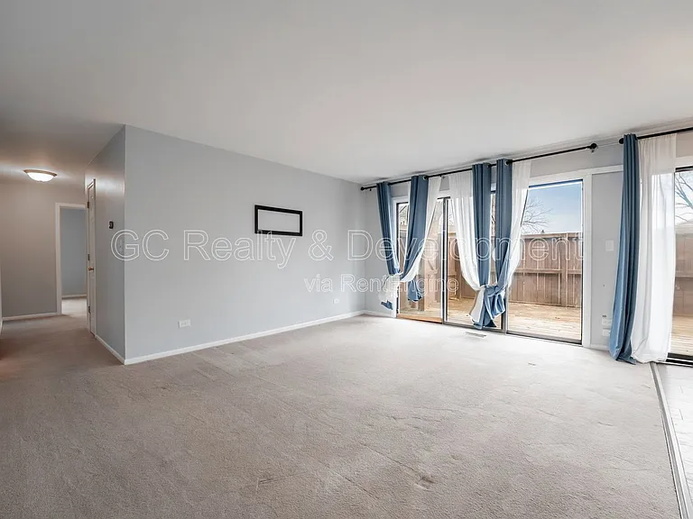 5850 Fresno Ct #C — Photo 2