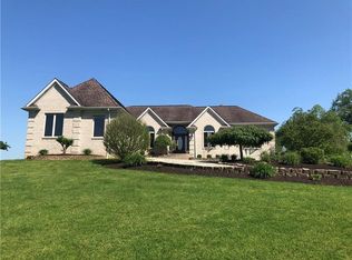 17 Chirumbolo Ln, Canonsburg, PA 15317