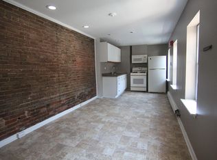 1136 S Charles St, Baltimore, MD 21230
