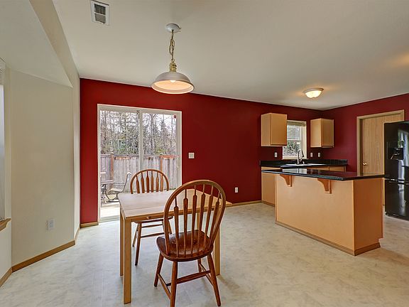 4th image of 17015 85th Avenue Ct E