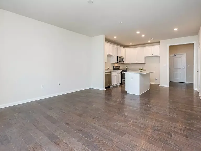 130 University Ave #1303 — Photo 5