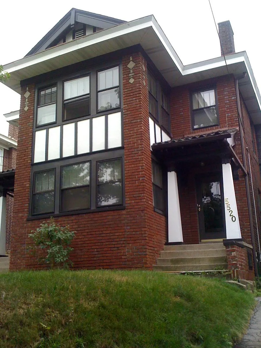 5522 Bryant St photo 1