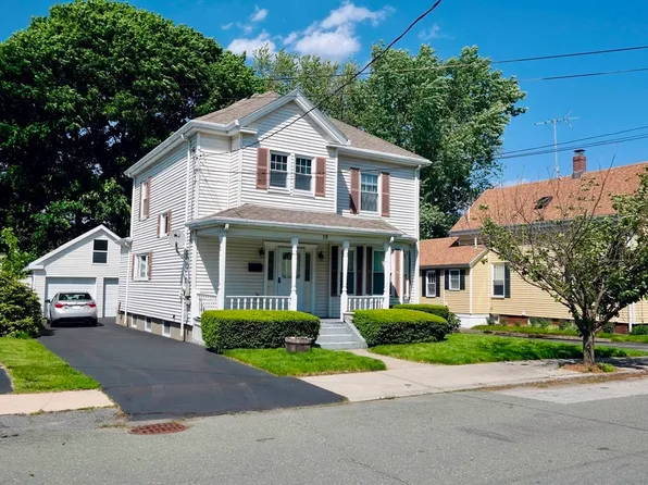 15 Berry St, Peabody, MA 01960