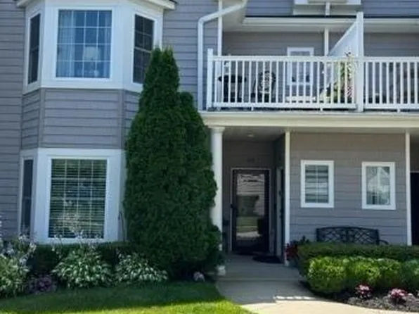 206 Okeefe #206, Oakdale, NY 11769