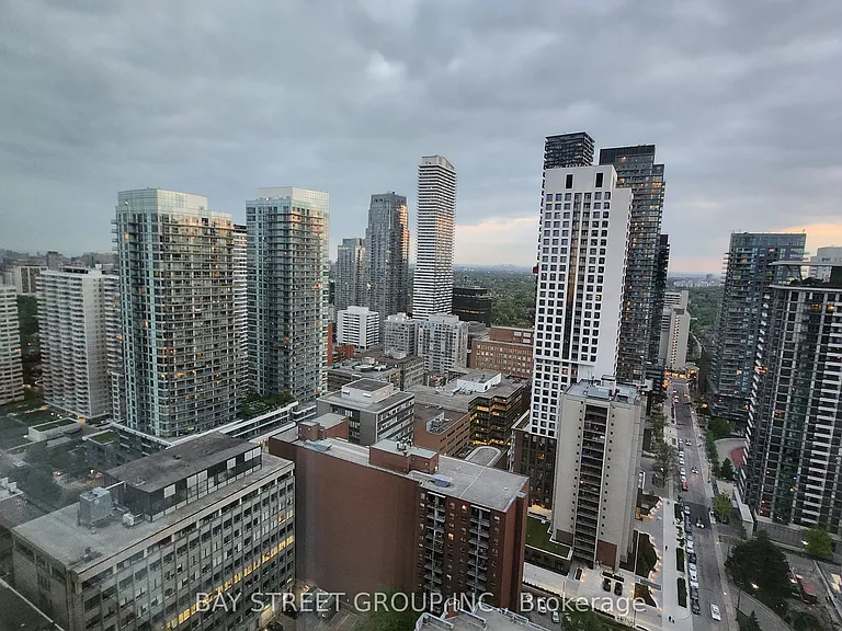 161 Roehampton Ave #3303 — Photo 20