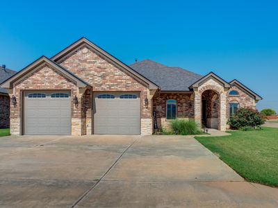 135 Berkshire Ave, Wolfforth, TX, 79382