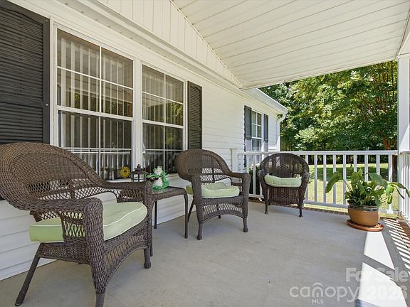5th image of 5766 Adicks Ct