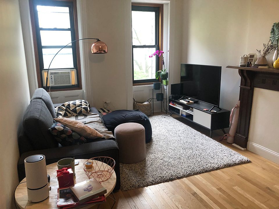 1st image of 134 W 92nd St APT 3A