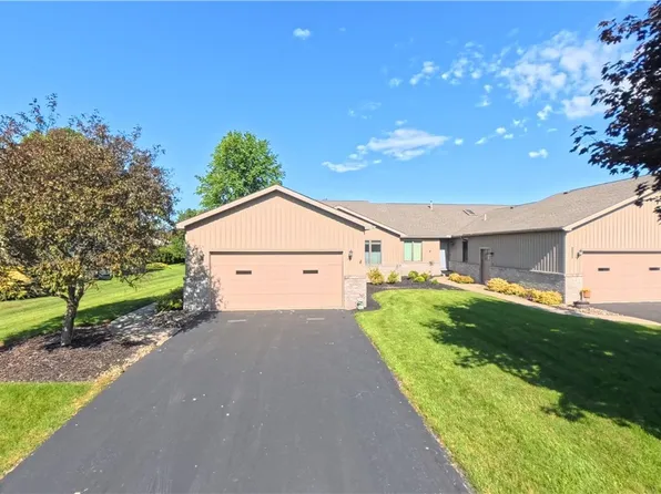 1108 Shadowridge Dr, Niles, OH 44446