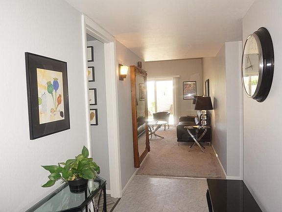 4th image of 10501 W Hutton Dr