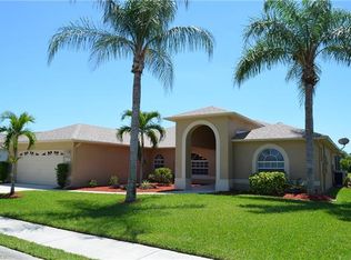 4121 Olde Meadowbrook Ln, Estero, FL 34134