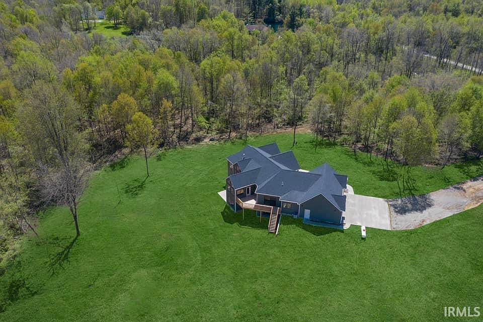 2nd image of 4240 N 50 W