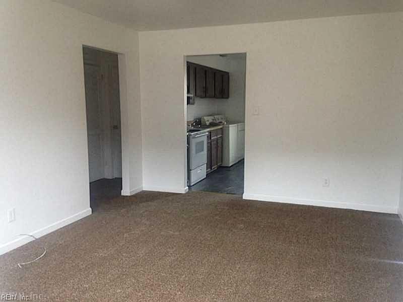 1st image of 1543 Palmetto St #B