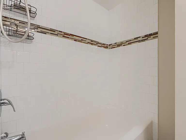 4041 Wilkens Ave #C — Photo 19